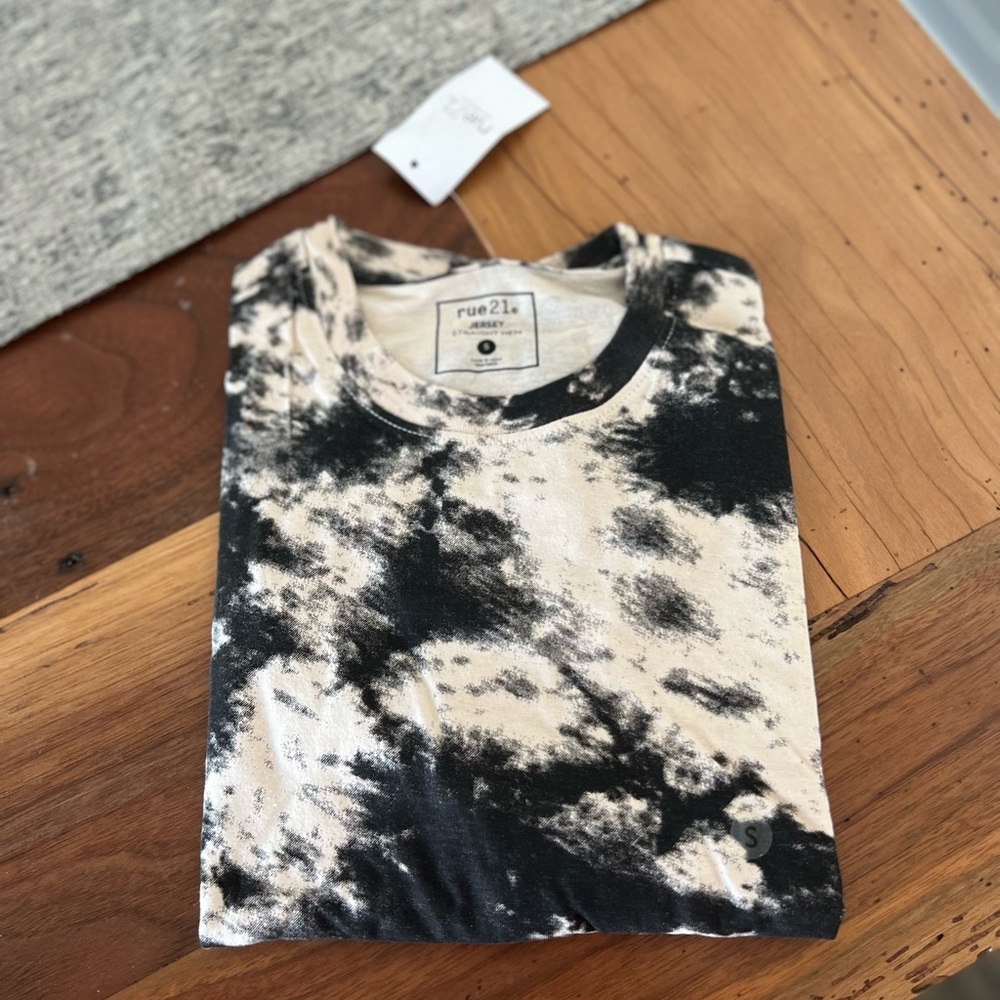 ๐ฅ7 pack๐ฅRue21 Jersey Straight Hem T-Shirt ๐ - Picture 2 of 4